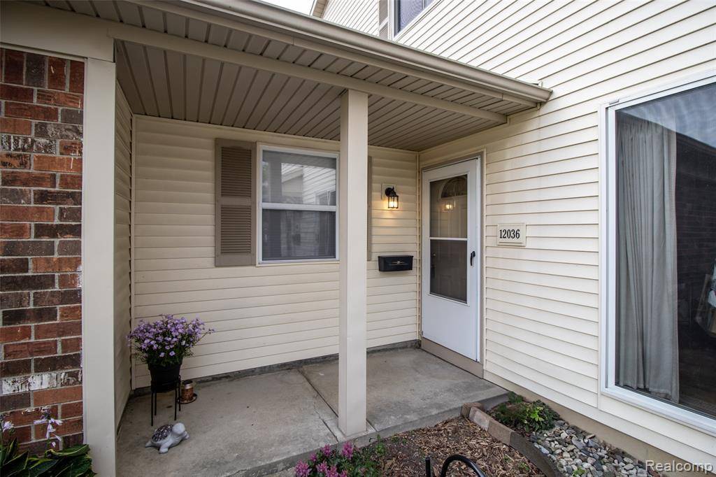 Grand Blanc, MI 48439,12036 Juniper Way