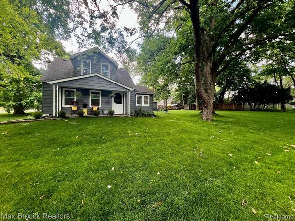 3705 Sancroft Avenue, West Bloomfield Twp, MI 48324