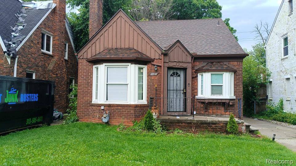 16918 Chandler Park Drive, Detroit, MI 48224