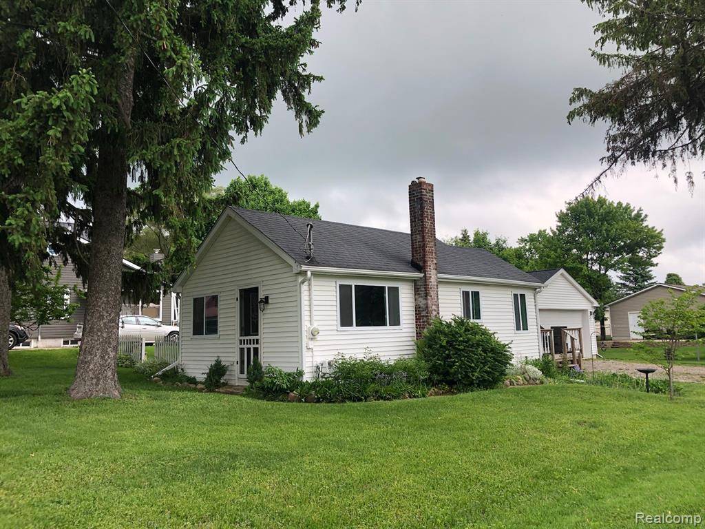 200 Orchard St Orchard Street, Fenton, MI 48430