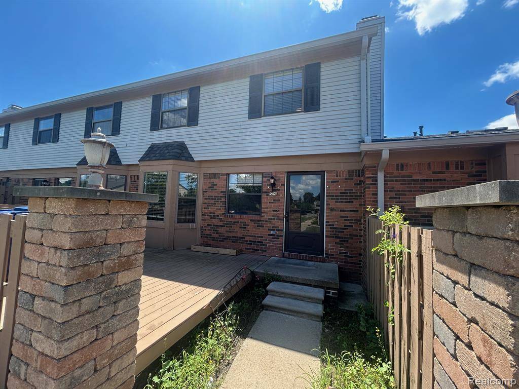 2071 VINE WAY Drive 80, Canton Twp, MI 48188