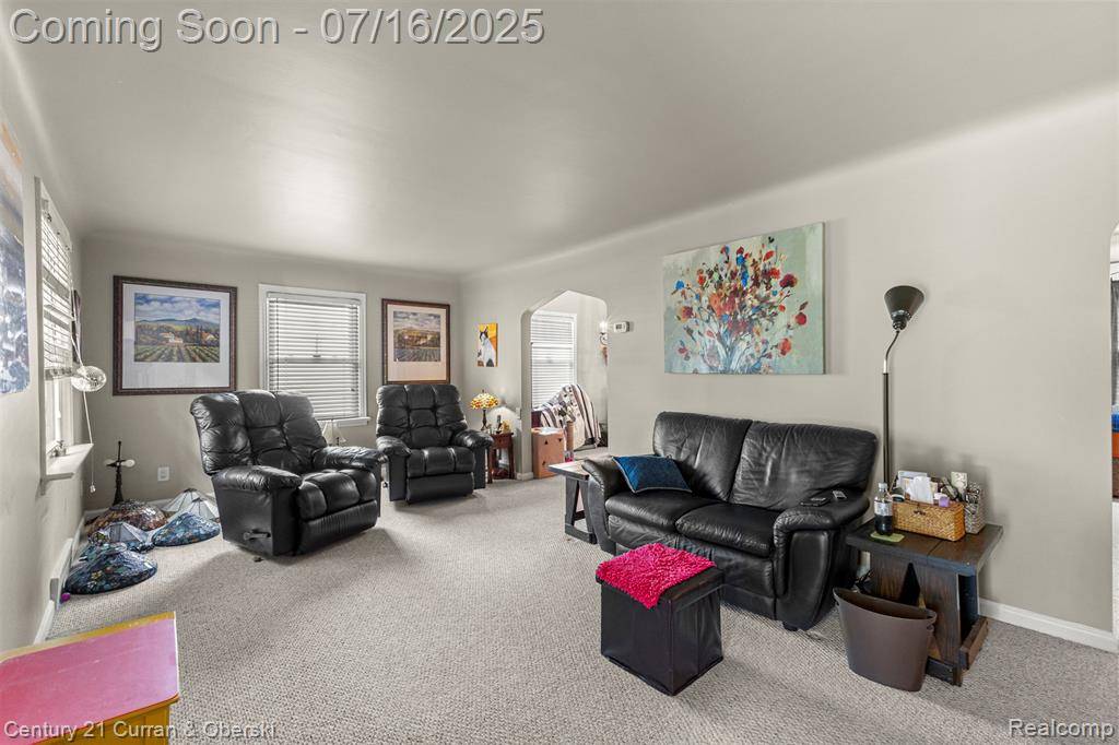 Southfield, MI 48075,21280 Mada Avenue