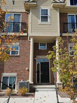 41668 ORIANNA Lane, Novi, MI 48375