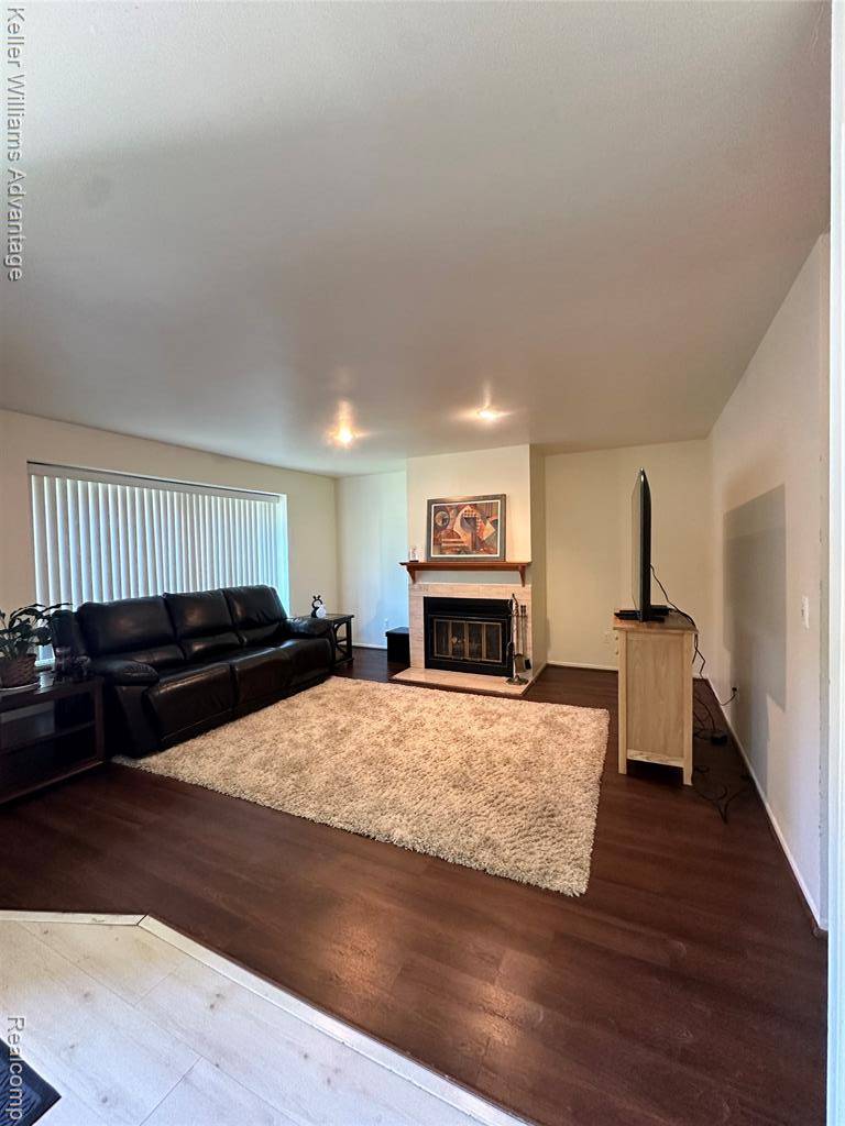 Farmington Hills, MI 48336,31441 Orchard Brook Court