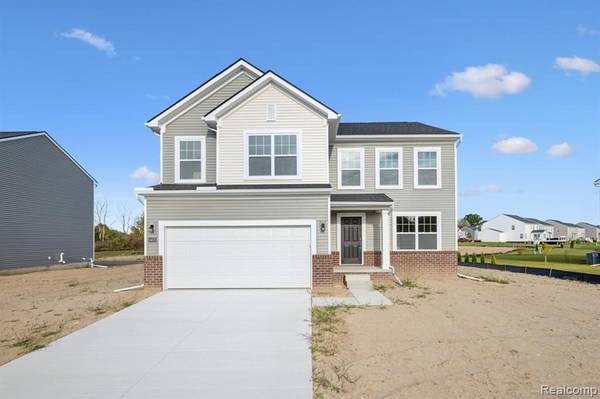 54375 HERON Circle, Chesterfield Twp, MI 48047