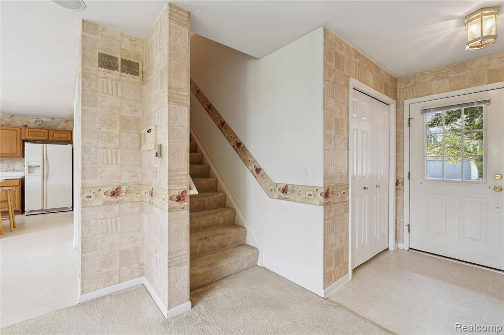 Grand Blanc Twp, MI 48442,10074 Pond View Trail