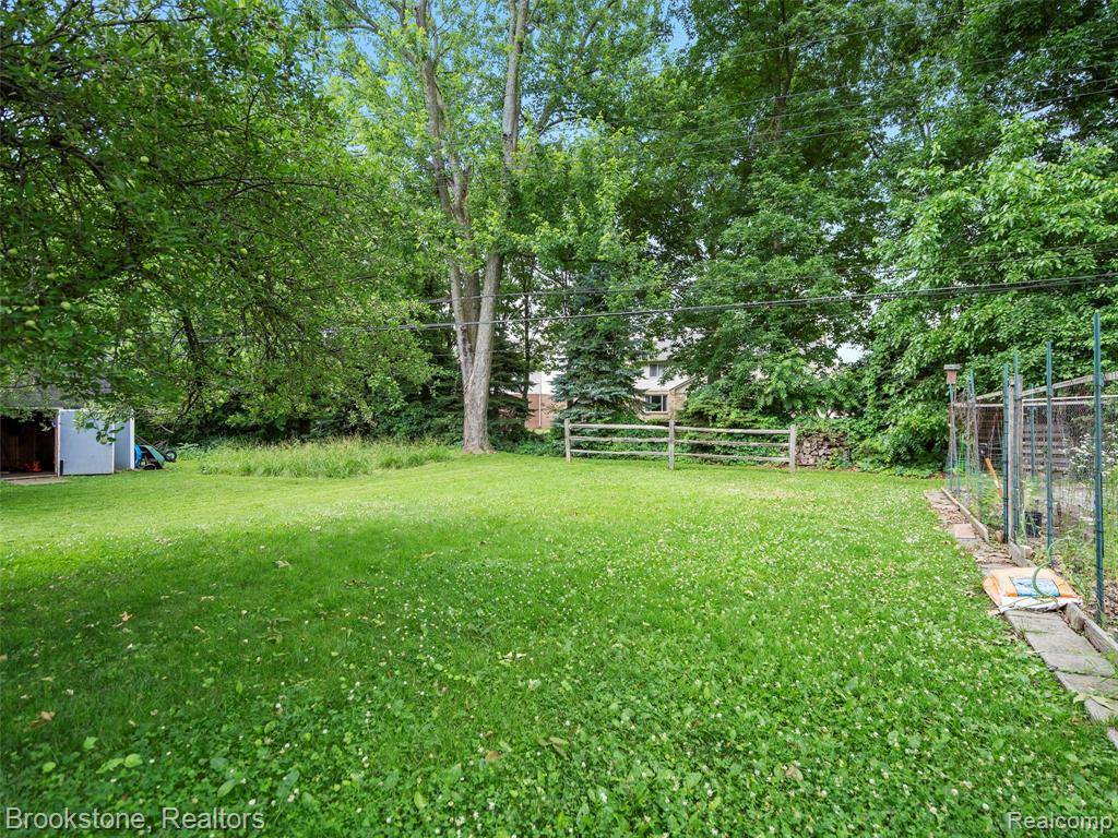 Rochester Hills, MI 48307,2830 Harrington Road