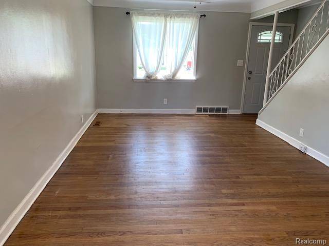 Lincoln Park, MI 48146,2162 Thomas