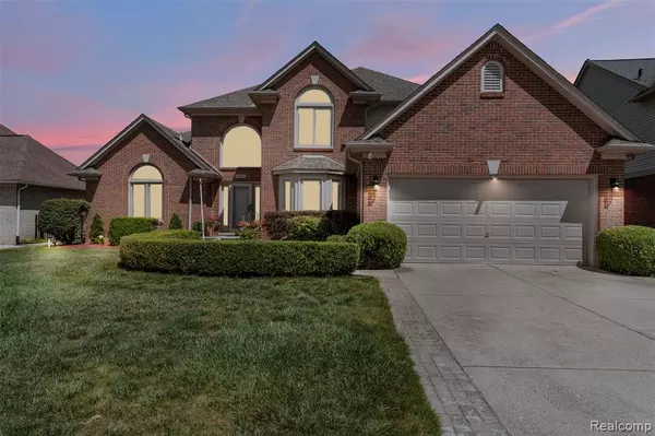 48746 Bradford Drive, Macomb Twp, MI 48044