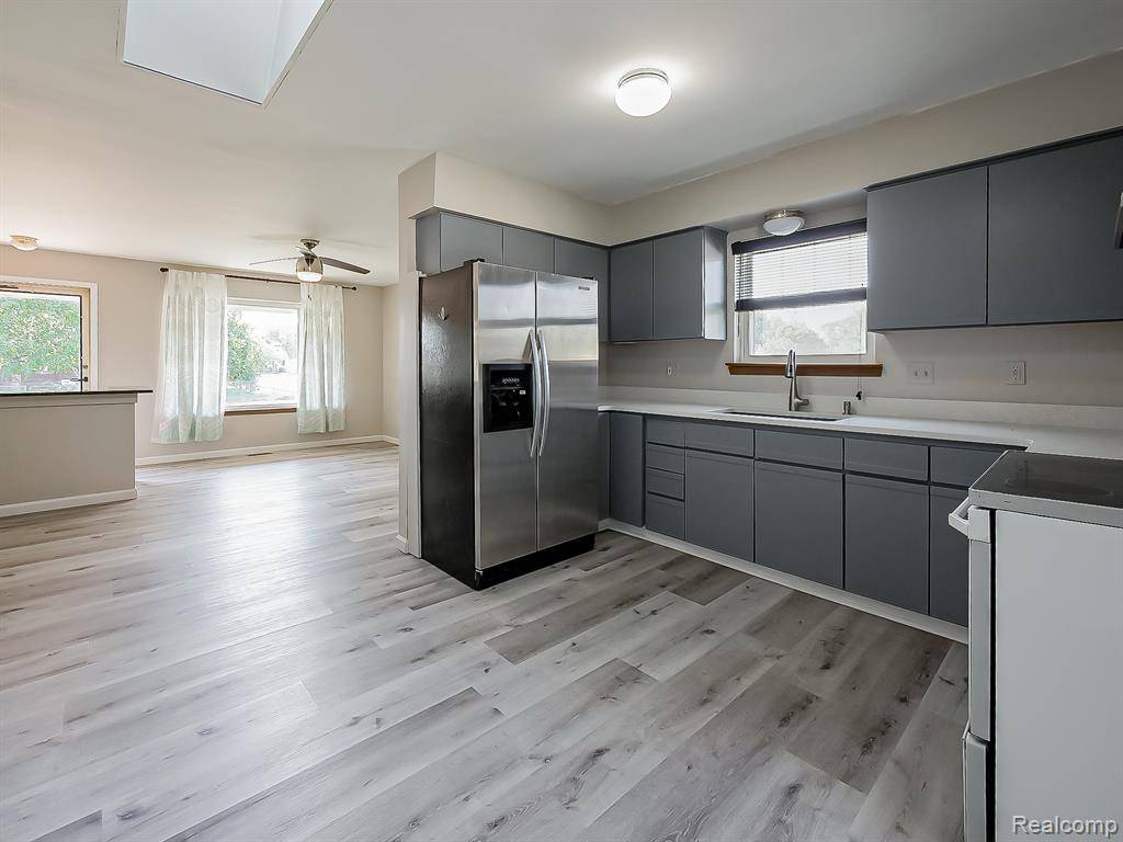 Madison Heights, MI 48071,26705 Dartmouth Street