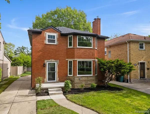 13328 Ludlow Avenue, Huntington Woods, MI 48070