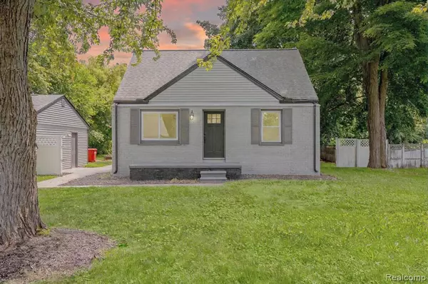 38488 Elmite Street, Harrison Twp, MI 48045
