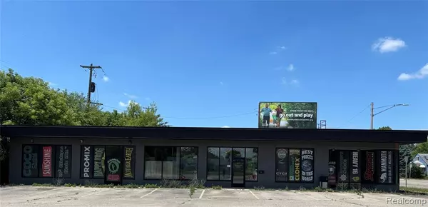 3430 Davison Road, Flint, MI 48506