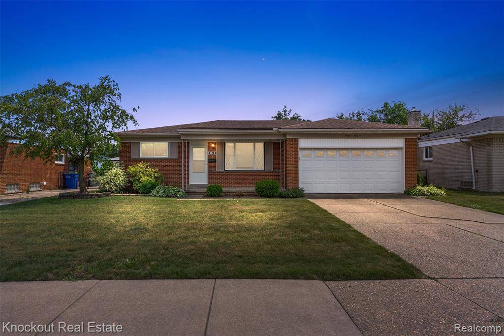 3242 Potomac Avenue, Warren, MI 48091