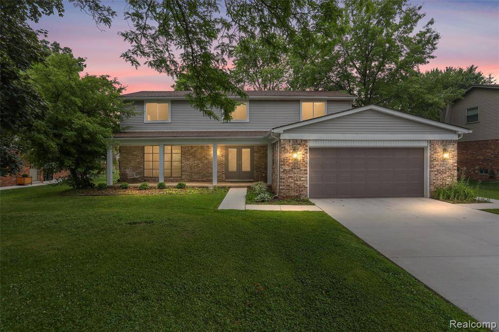 Rochester Hills, MI 48307,684 Abbey Court