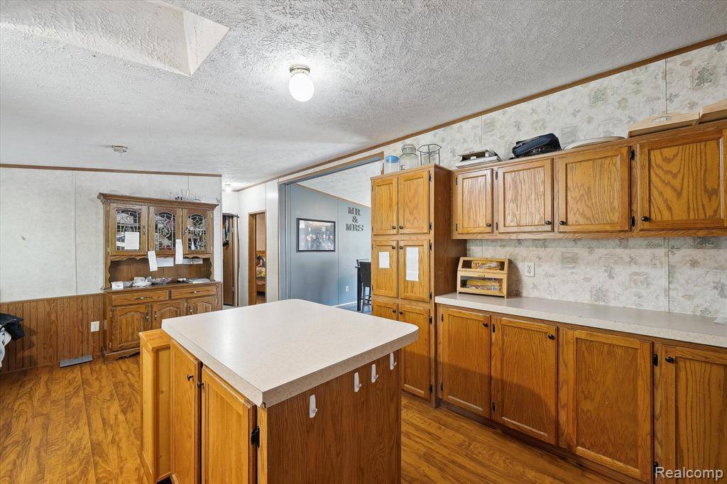 Van Buren Twp, MI 48111,142 Cherry lane E Cherry lane Lane