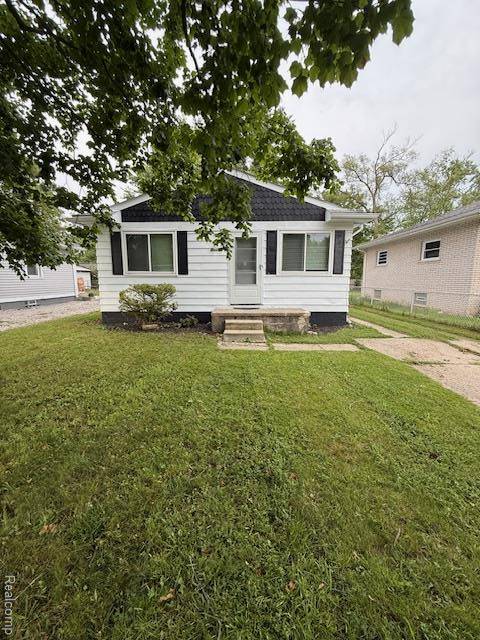 Southfield, MI 48033,21550 Poinciana Street