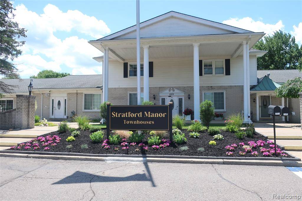 Rochester Hills, MI 48309,110 Stratford Lane