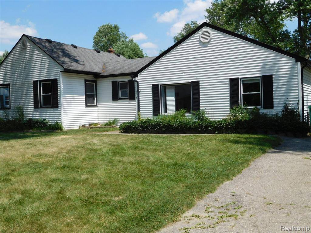 3351 Grant Road, Rochester Hills, MI 48309