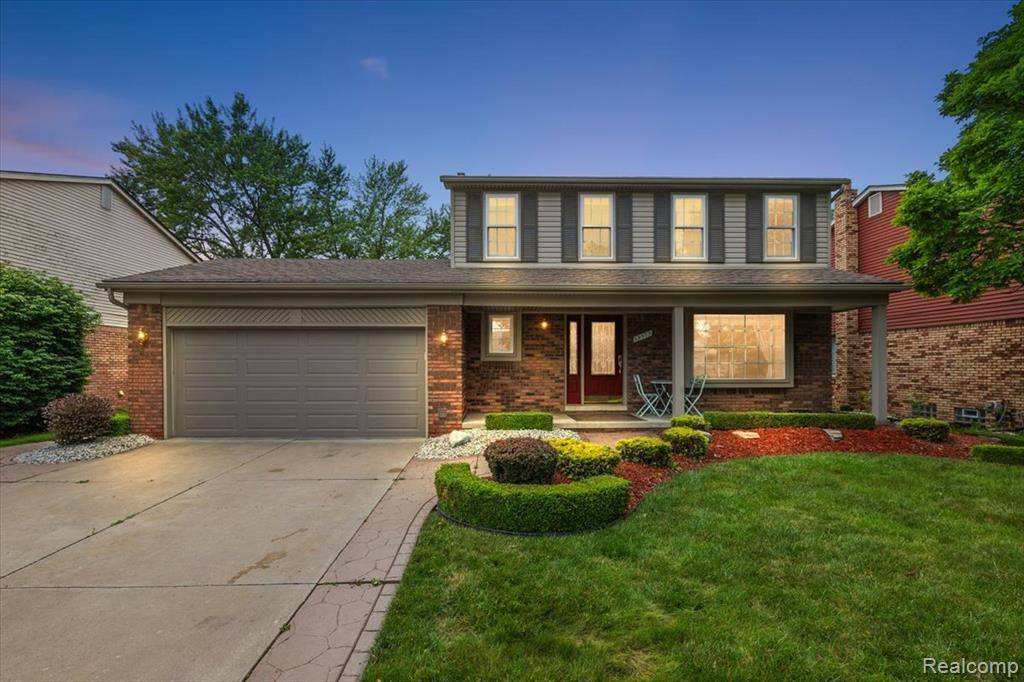 39573 Schroeder Drive, Clinton Twp, MI 48038