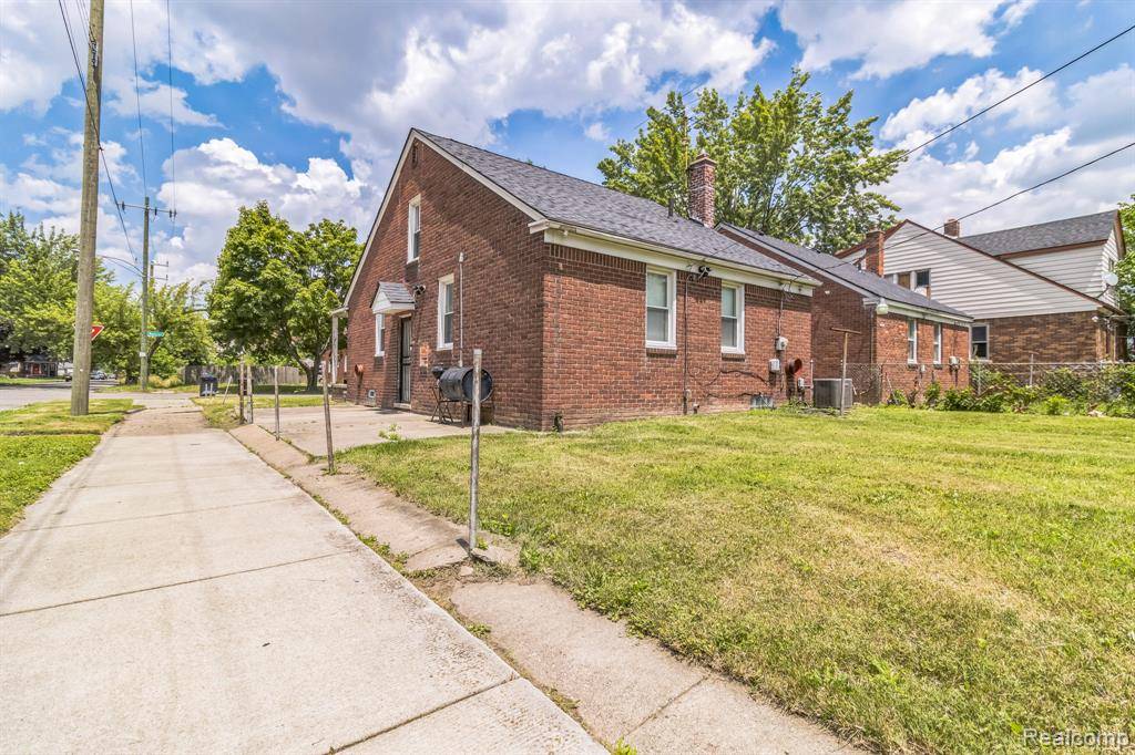 Detroit, MI 48205,14100 Rossini Drive