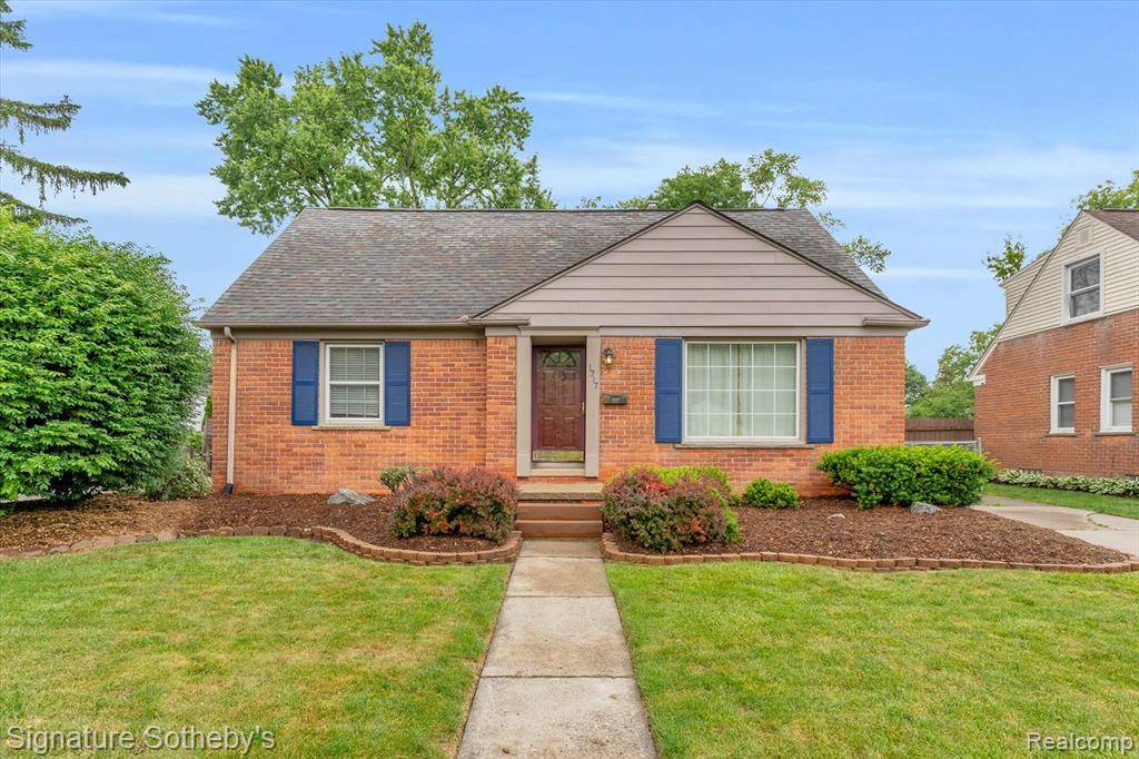 1717 Penistone Street, Birmingham, MI 48009