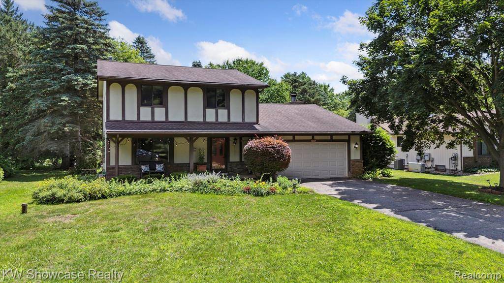 5224 Kristi Lane, Commerce Twp, MI 48382