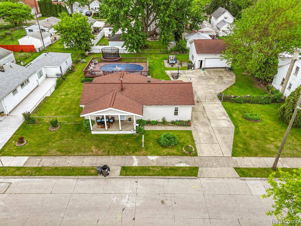 19200 Roger Street, Melvindale, MI 48122