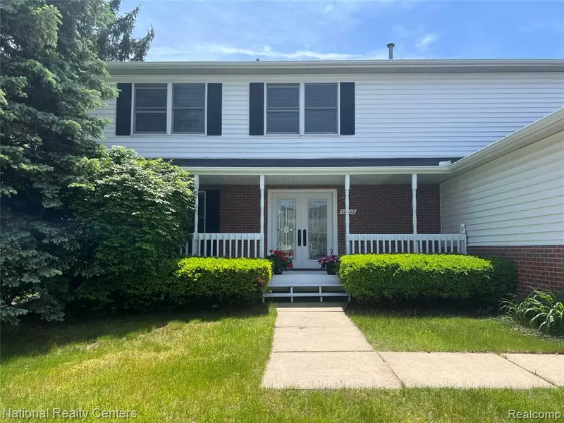 38443 Meghan Lane, Westland, MI 48185