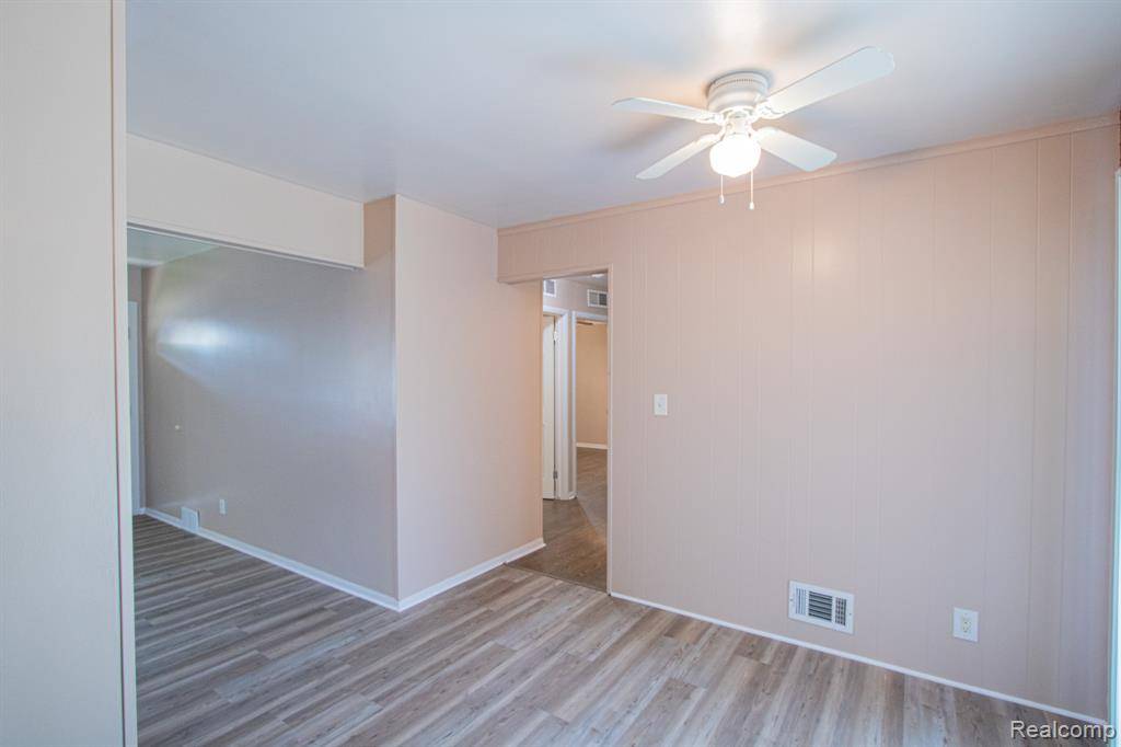 Sterling Heights, MI 48313,43629 Bockley Drive