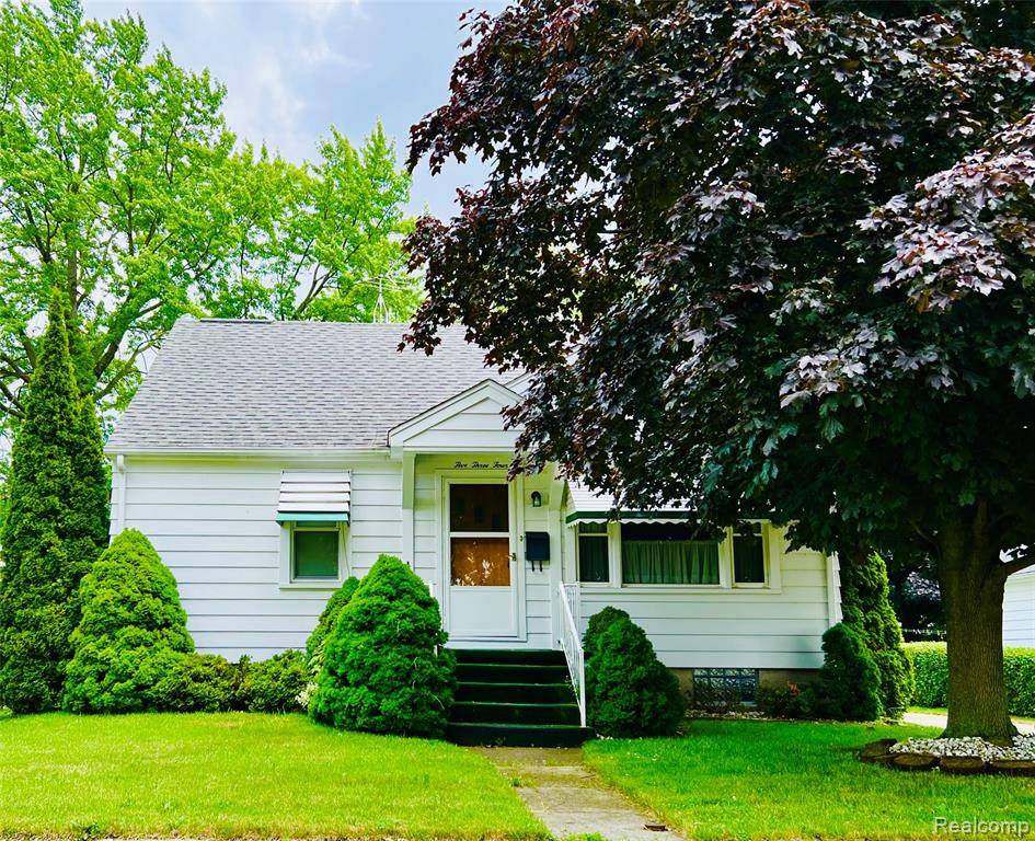 534 N Mary Street, Marine City, MI 48039