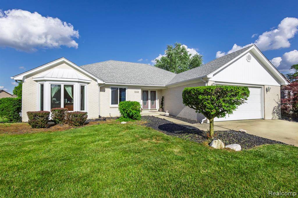 Macomb Twp, MI 48042,52448 Cedar Mill Drive