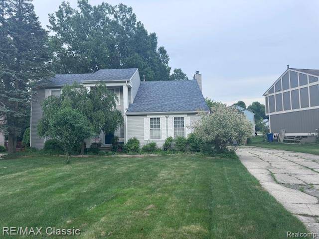1753 Dawncrest Drive, West Bloomfield Twp, MI 48324