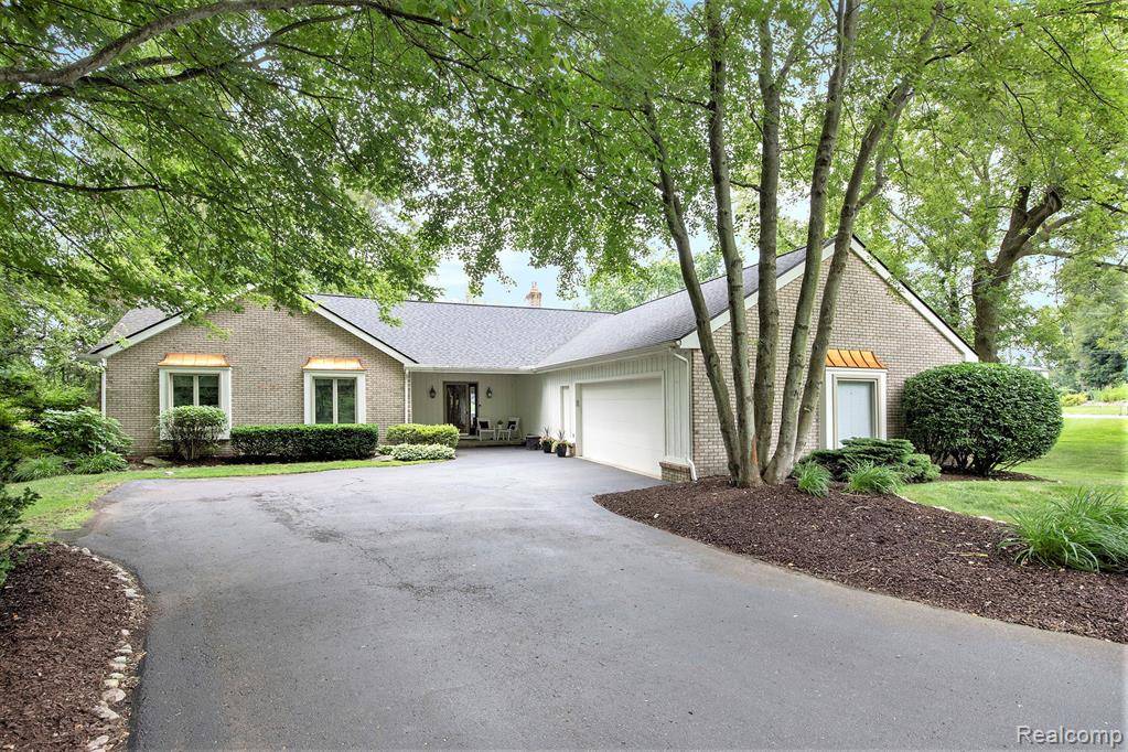 6823 Park Lake Drive, Independence Twp, MI 48346