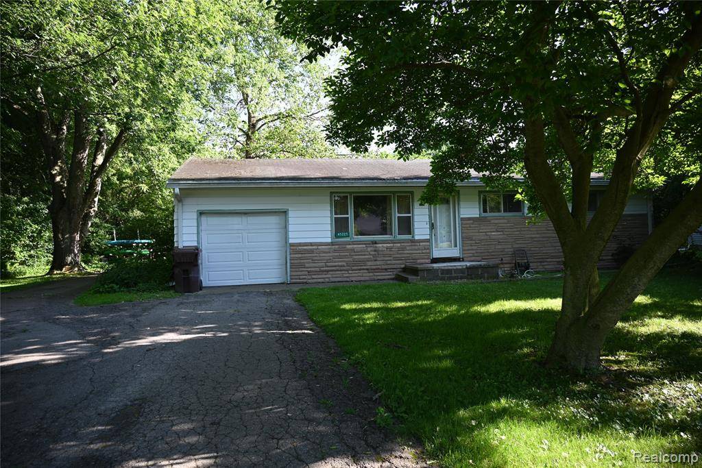 45225 Bemis Road, Sumpter Twp, MI 48111