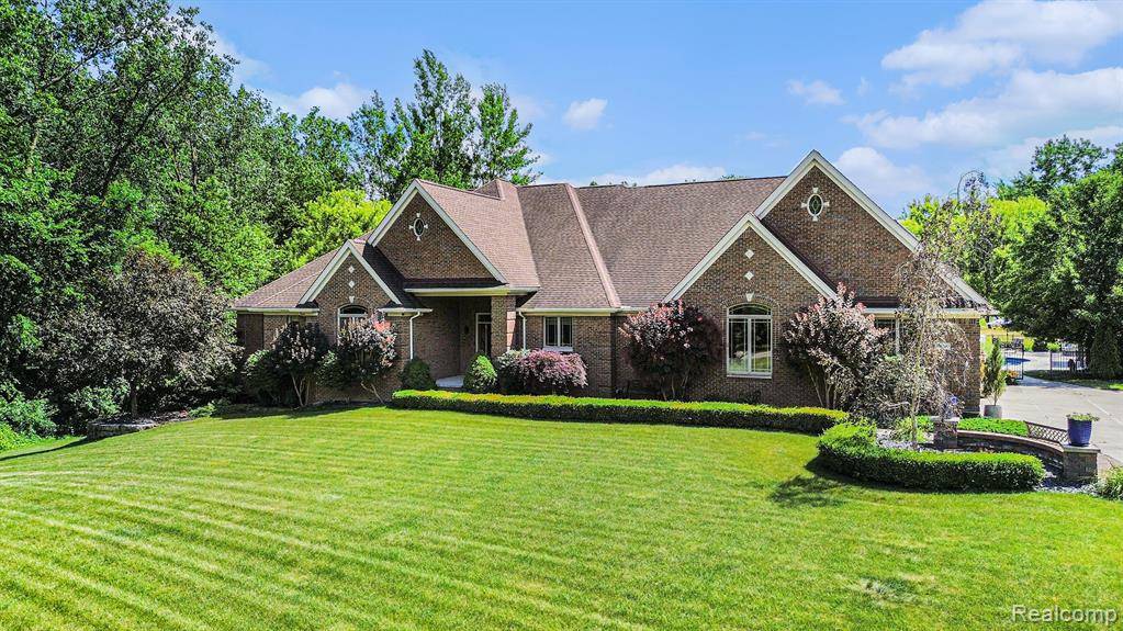Bruce Twp, MI 48065,8670 Country Manor Drive