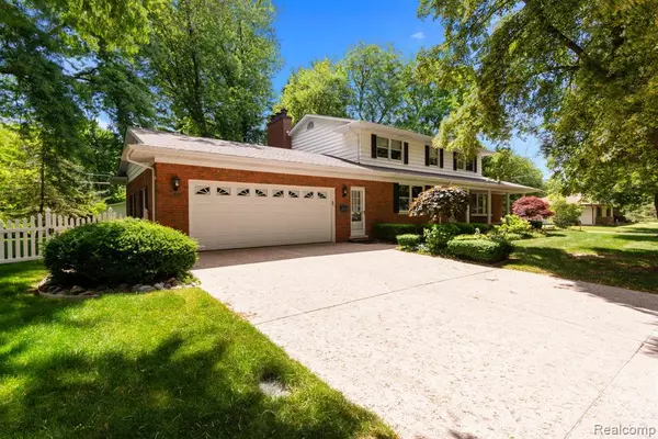 East China Twp, MI 48054,5505 Dolphin Street