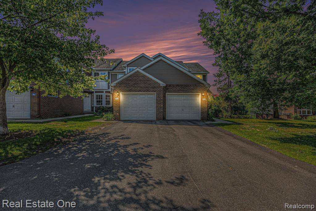 Ann Arbor, MI 48103,239 Fieldcrest Street
