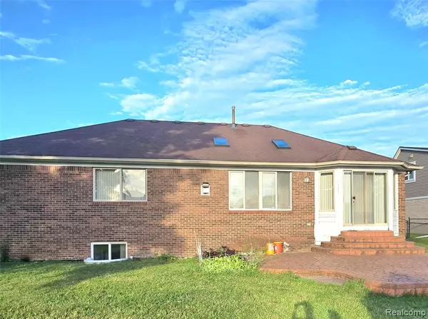 Macomb Twp, MI 48044,46877 Twin City Trail