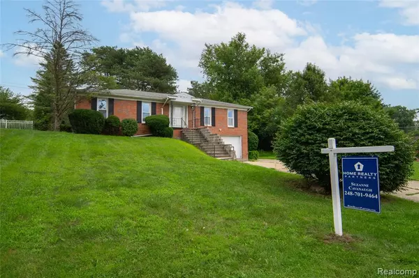 Milford Vlg, MI 48381,846 1st Street