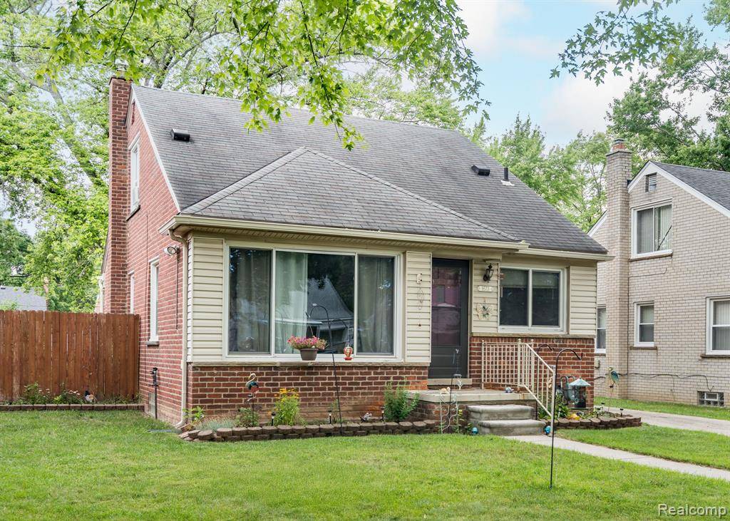 Redford Twp, MI 48239,9573 Fenton