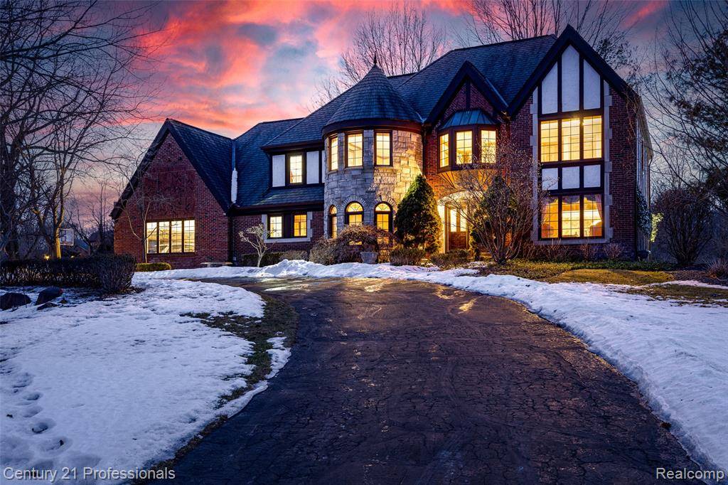 Rochester, MI 48306,1180 Knob Creek Drive