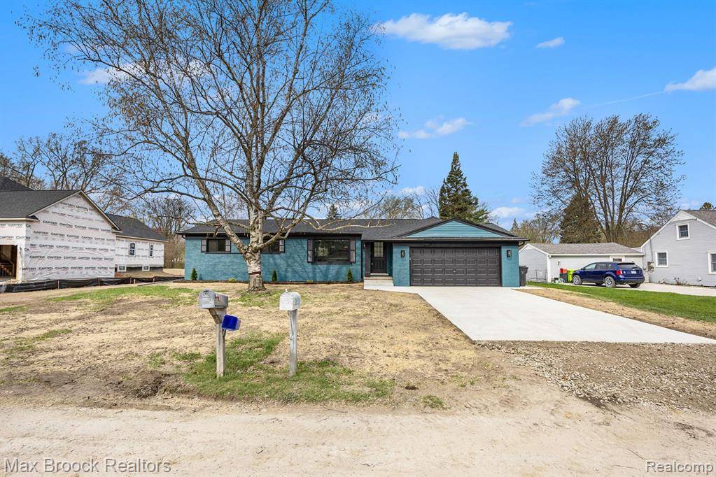 Harrison Twp, MI 48045,38501 WINKLER Street