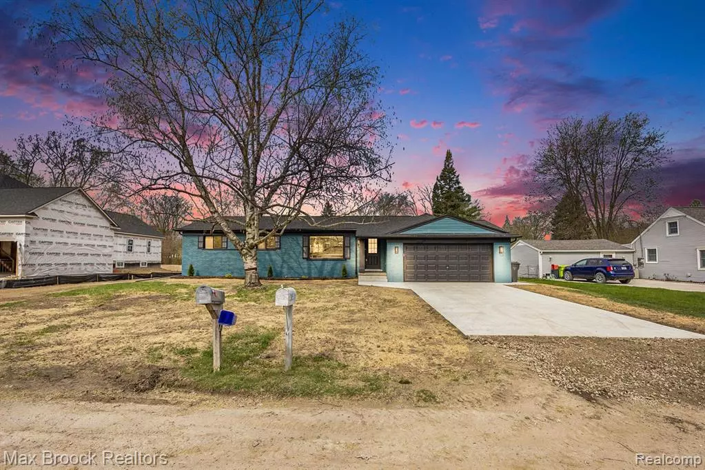 Harrison Twp, MI 48045,38501 WINKLER Street