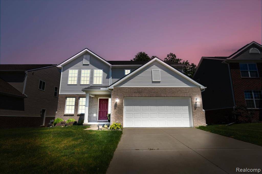 21422 Navarra Drive, South Lyon, MI 48178
