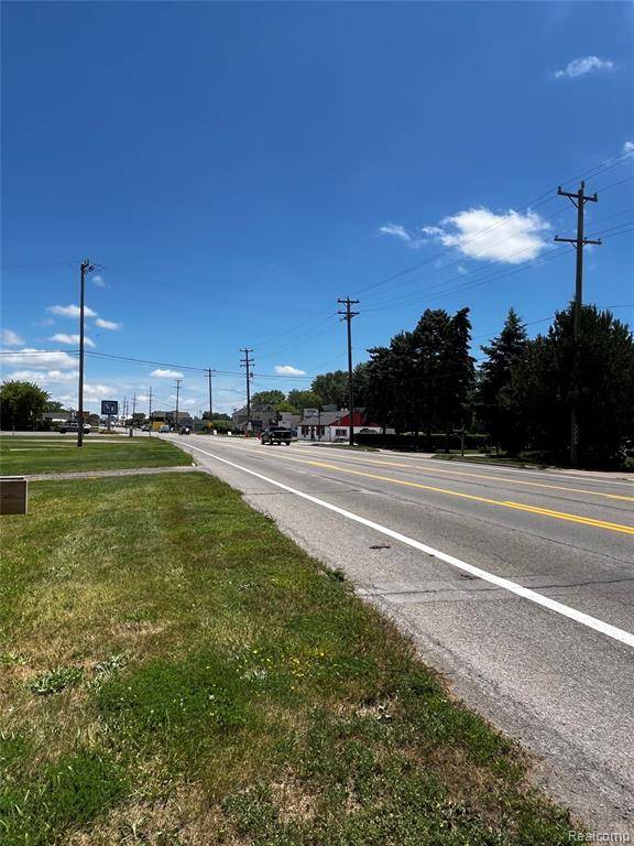 Ira Twp, MI 48023,8956 DIXIE Highway