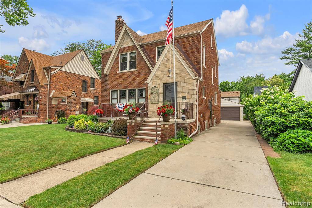 Dearborn, MI 48124,648 S Highland Street