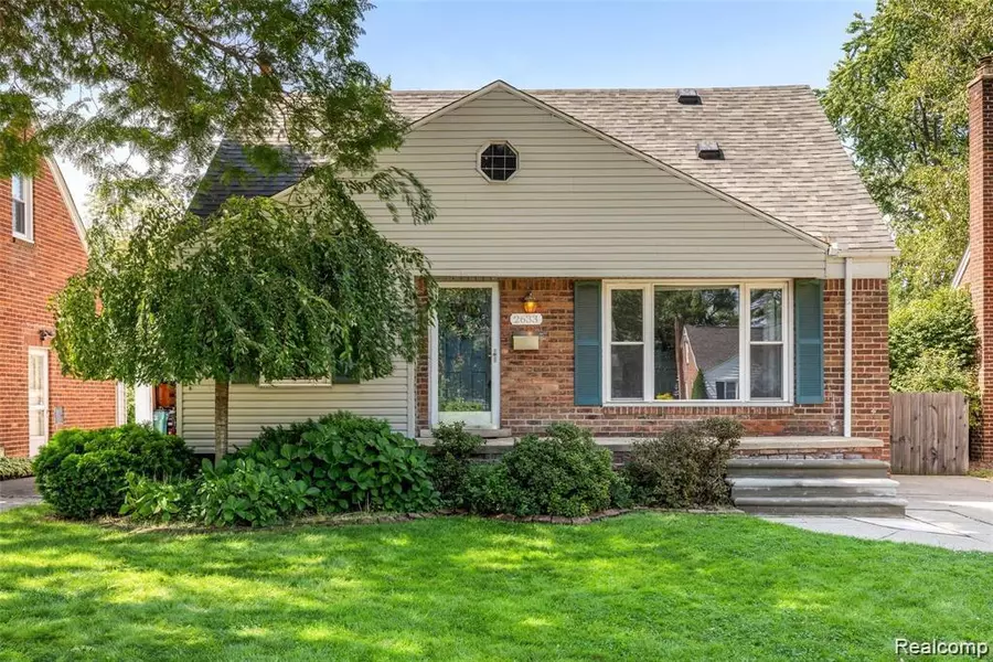 2633 N Wilson Avenue, Royal Oak, MI 48073