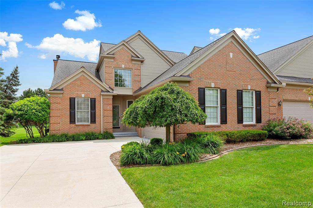 542 Wyngate Drive, Rochester, MI 48307