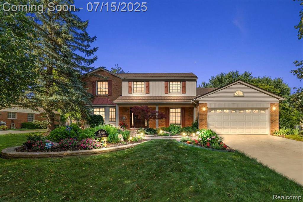 4516 Cahill Drive, Troy, MI 48098